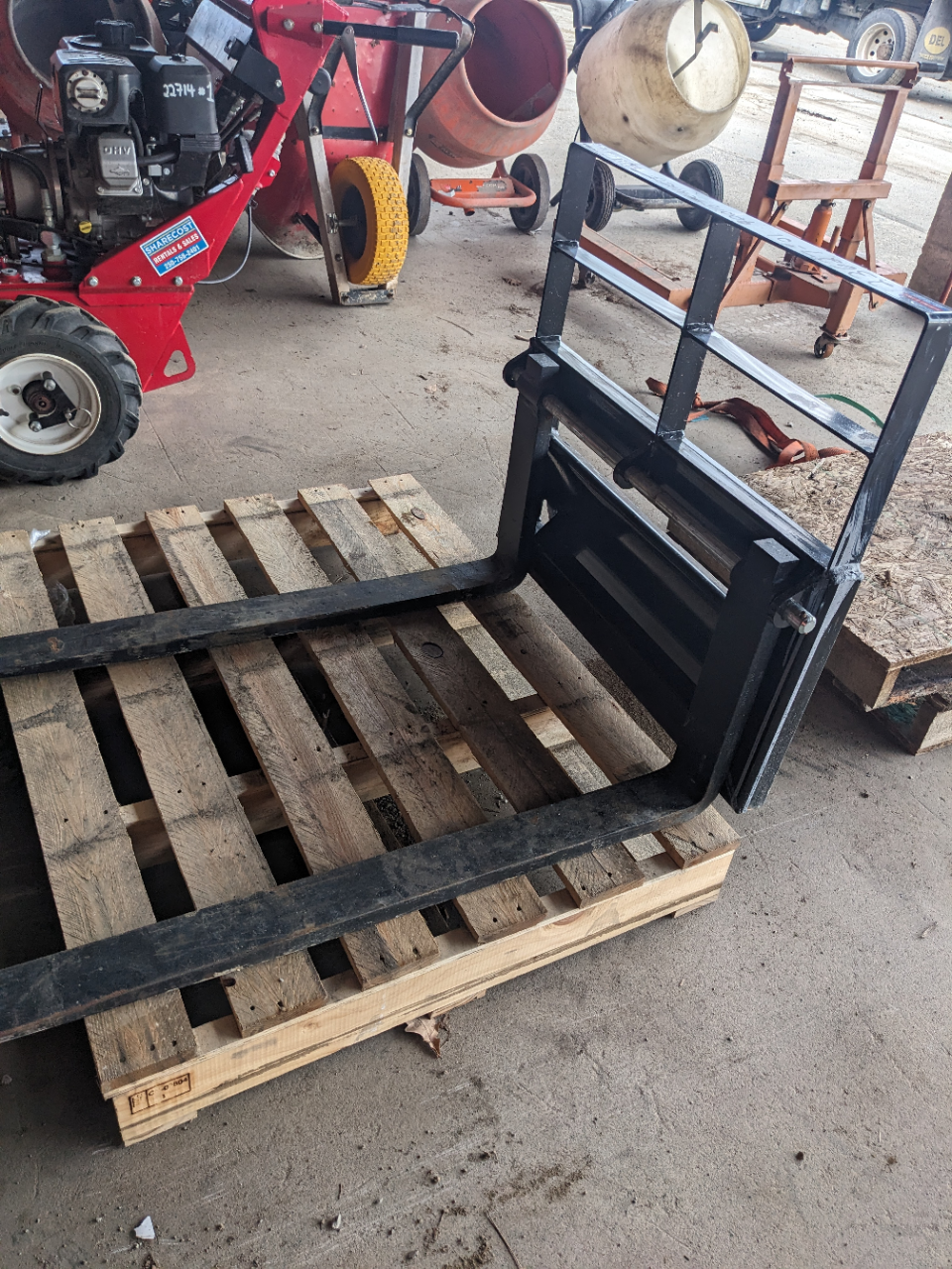 For Rent: Wacker Neuson Mini Tracked Loader SM100 - Pallet Forks
