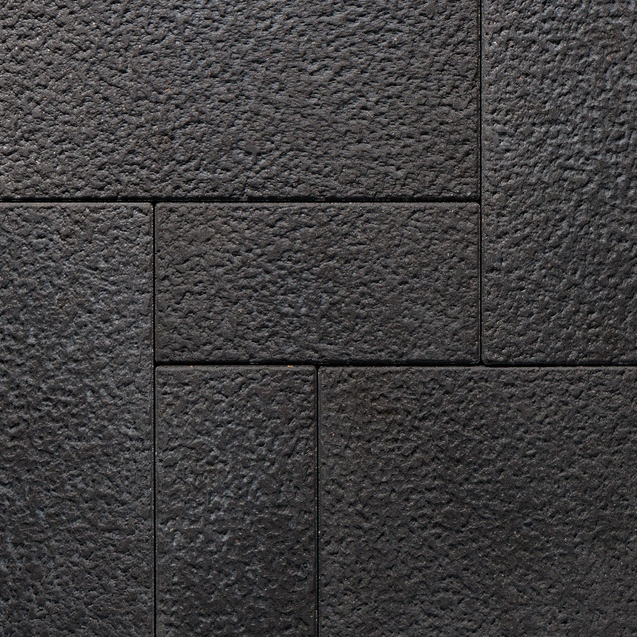Midnight - 13804 colour swatch for Basalt 18 *3 Piece* Paver Collection